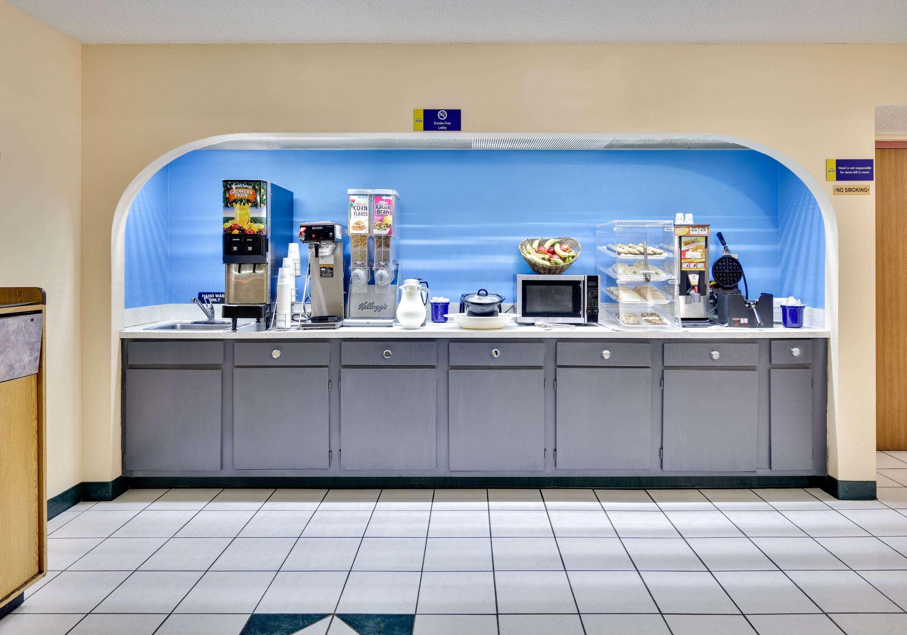 Days Inn & Suites By Wyndham Bentonville Luaran gambar